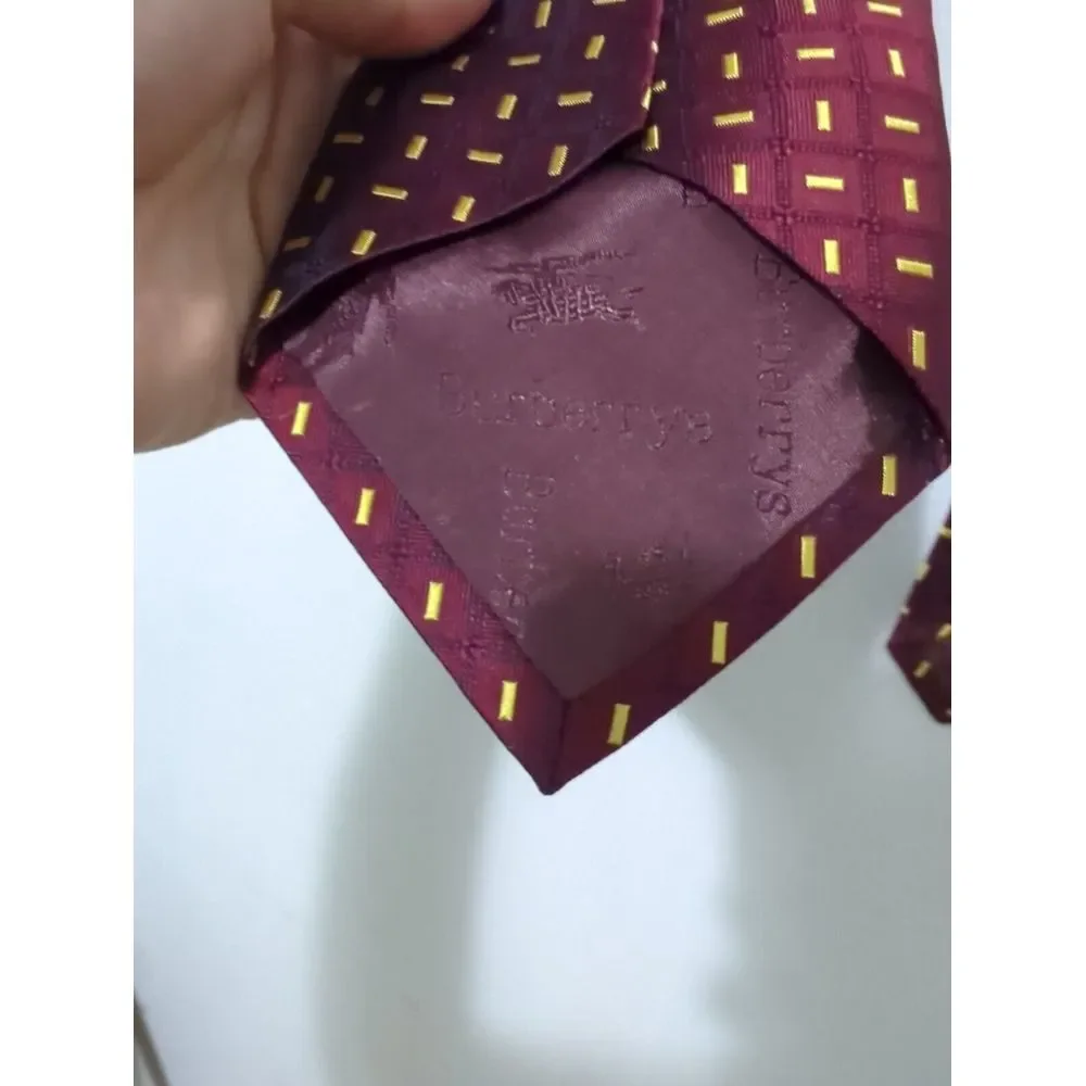 Burberrys of London Men Silk Tie Burgundy Yellow Geometric Hand Sewn USA Vintage